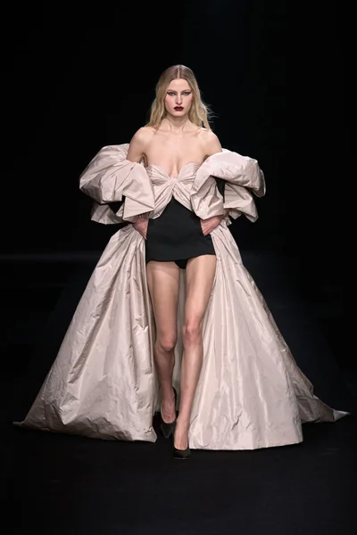 Look 87